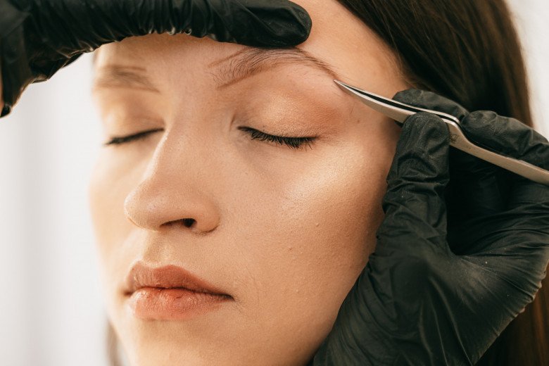 5 Important Rules About Tweezers You Need to Know