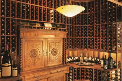Know About Red Wine Basics