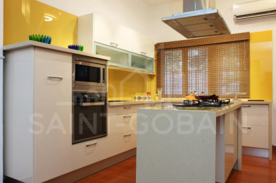 Creative Ways to Design Glass Kitchen Cabinets for Your Unique Kitchen Design
