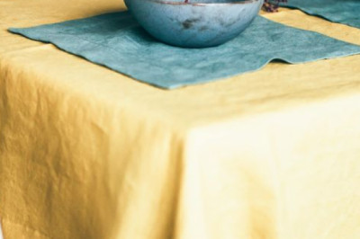 The role and Advantages of Linen Table Cloth.