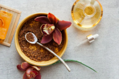 Best Two Natural Ways to Exfoliate Your Face - Homemade Face Scrub