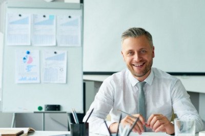 What is the reach of your Hospital CEO email list?