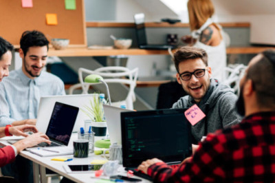 Why Do Organizations Reskill Their Employees To Become Data Scientists?